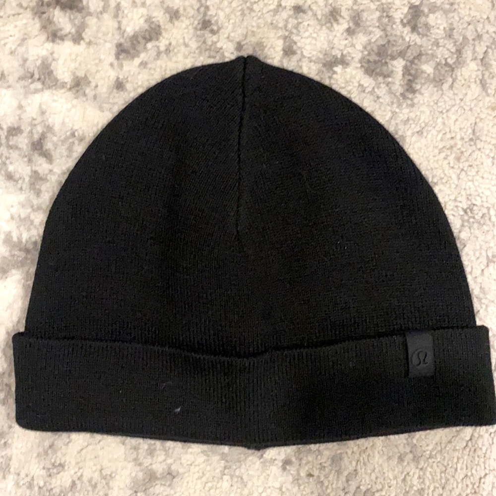 LULULEMON ONE SIZE BEANIE